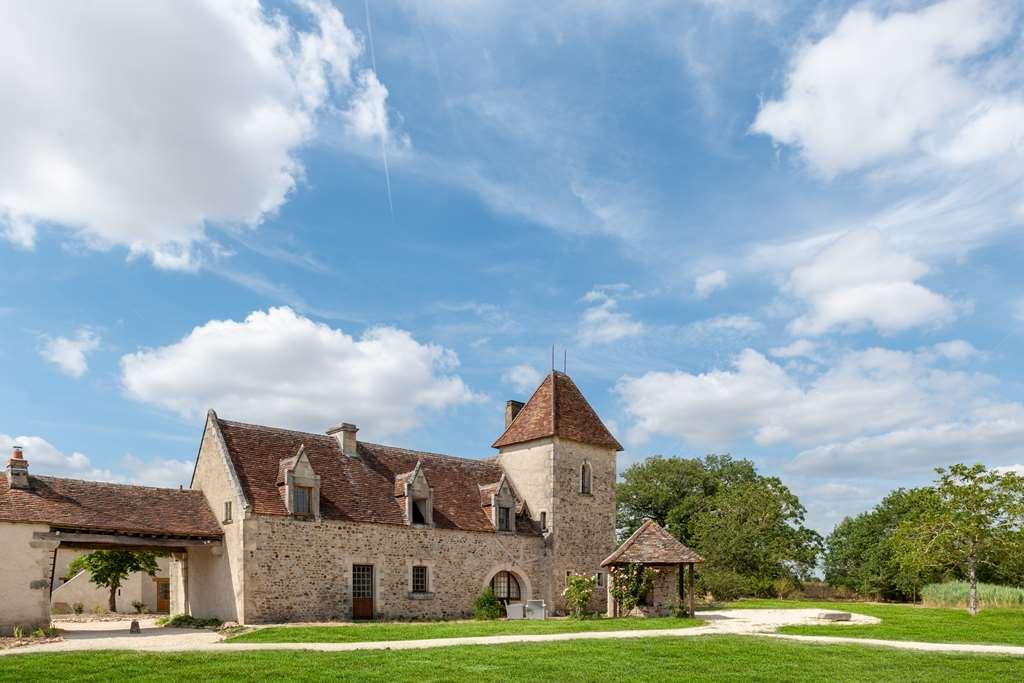 Le Manoir De Pierre Levee, The Originals Collection Hotel Tournon-Saint-Martin Bagian luar foto
