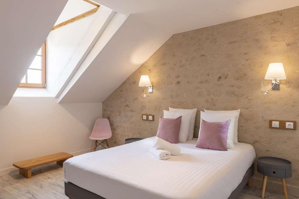 Le Manoir De Pierre Levee, The Originals Collection Hotel Tournon-Saint-Martin Ruang foto
