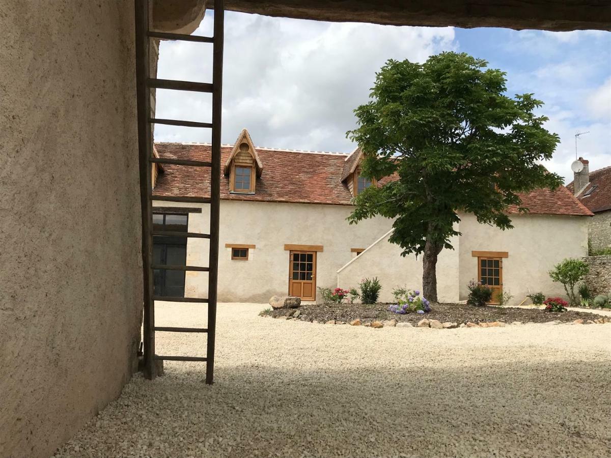 Le Manoir De Pierre Levee, The Originals Collection Hotel Tournon-Saint-Martin Bagian luar foto