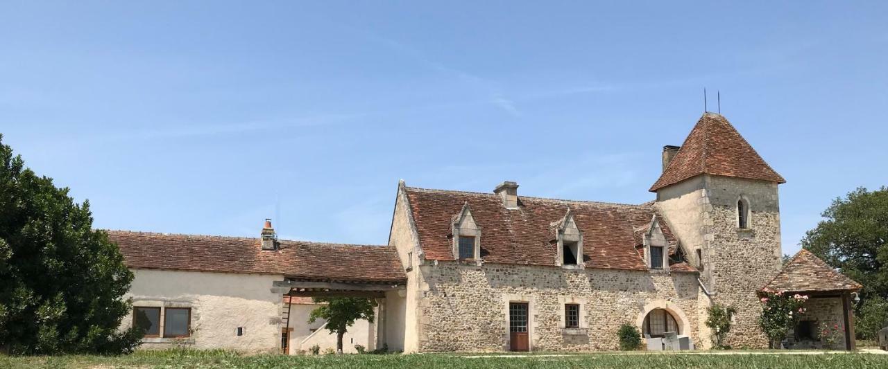 Le Manoir De Pierre Levee, The Originals Collection Hotel Tournon-Saint-Martin Bagian luar foto